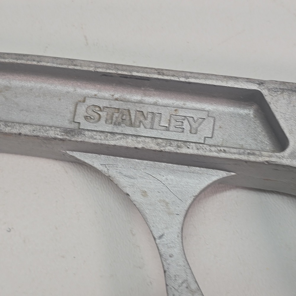 Stanley 20-001 12-Inch Low Profile Hacksaw All Metal Solid Frame Made In USA - Picture 2 of 8